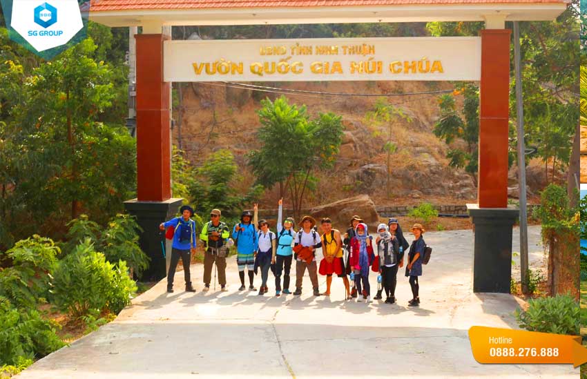 Vườn quốc gia Núi Chúa thuộc huyện Ninh Hải và cách thành phố Phan Rang khoảng 20km.