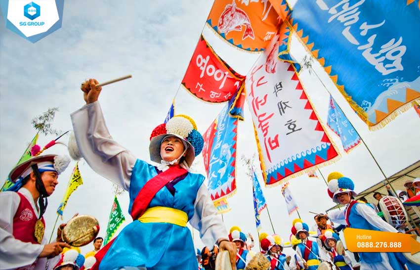  Seollal là tên gọi của Tết Nguyên Đán ở Hàn Quốc, là ngày lễ quan trọng nhất trong năm của người Hàn
