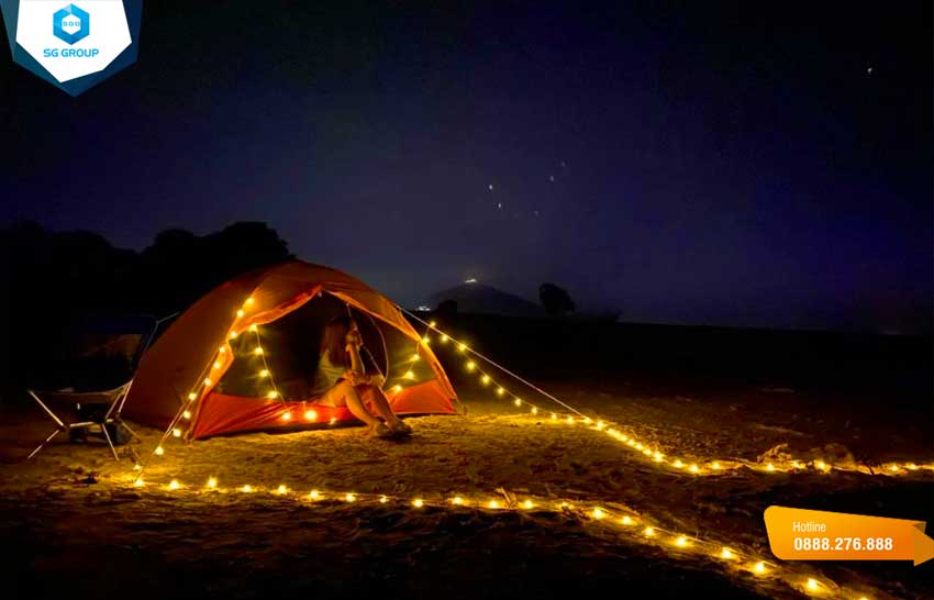 Cắm trại trên đảo Nhím là một hoạt động vô cùng thú vị và ý nghĩa