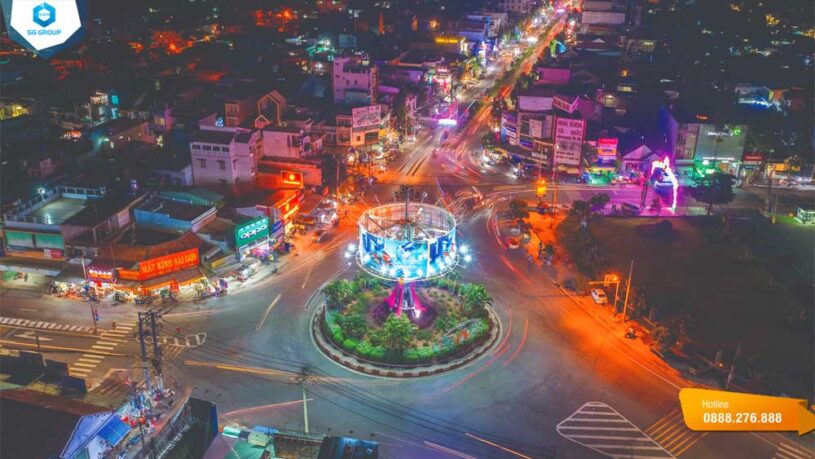 Vòng xoay trung tâm huyện Gò Dầu