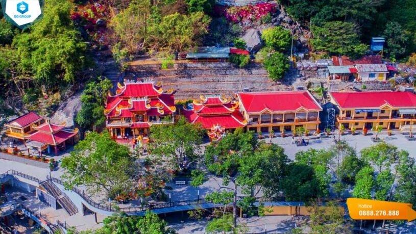 Ghé Quần thể chùa Bà Đen khám phá hệ thống tự viện đầy ấn tượng